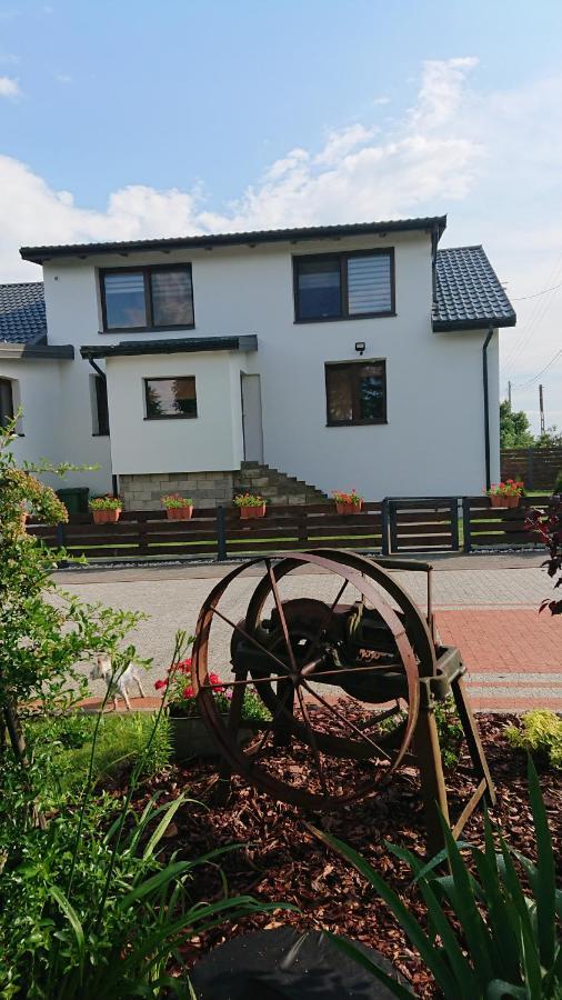 Appartement Ostoja Czersk Zamek Gora Kalwaria Extérieur photo