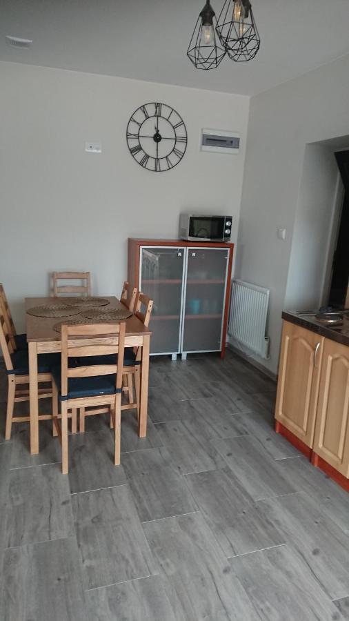 Appartement Ostoja Czersk Zamek Gora Kalwaria Extérieur photo